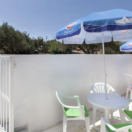 Charm Hotel, 2*