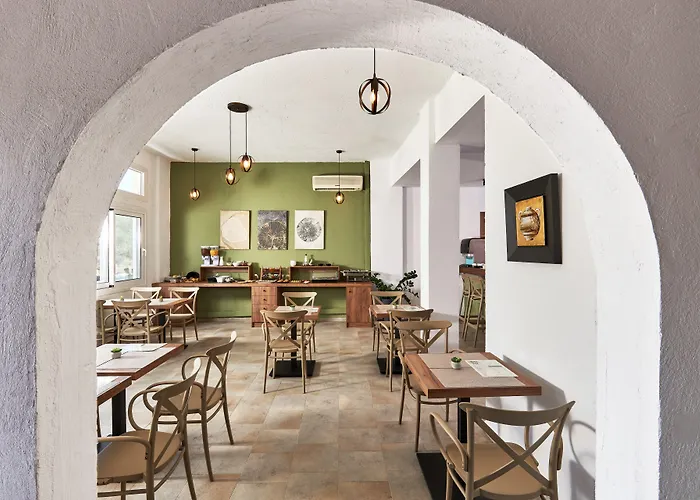 Charm Hotel, 2* Chersonissos