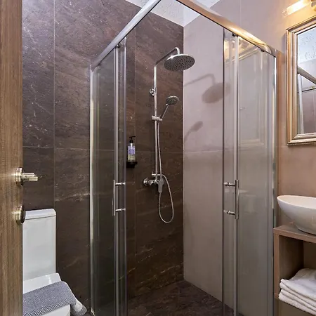Charm Hotel, Херсонісос