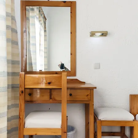Charm Hotel, Hotel