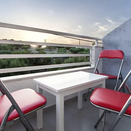 Charm Hotel, 2*