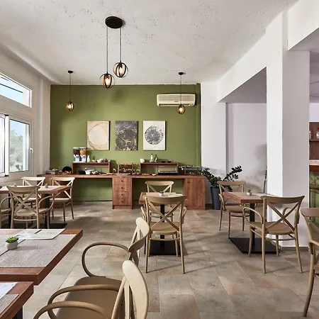 מלון Charm Hotel,
