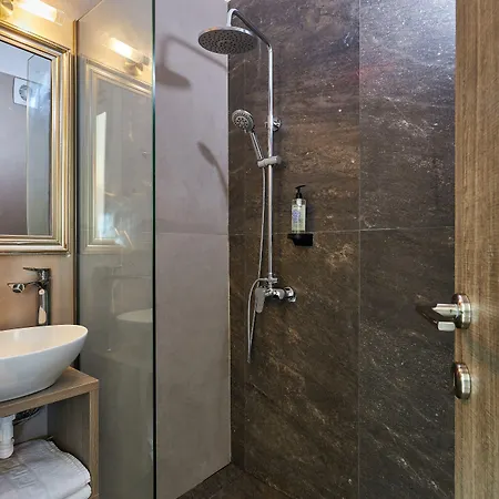 מלון Charm Hotel,