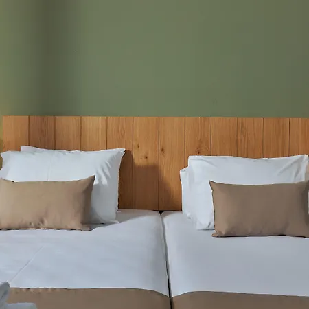 מלון Charm Hotel,