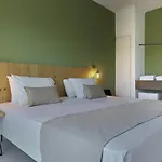 Charm Hotel, 2*