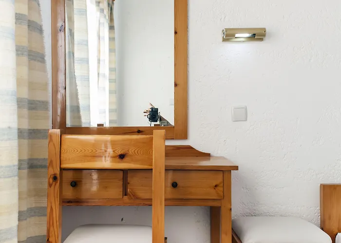 Charm Hotel, ホテル