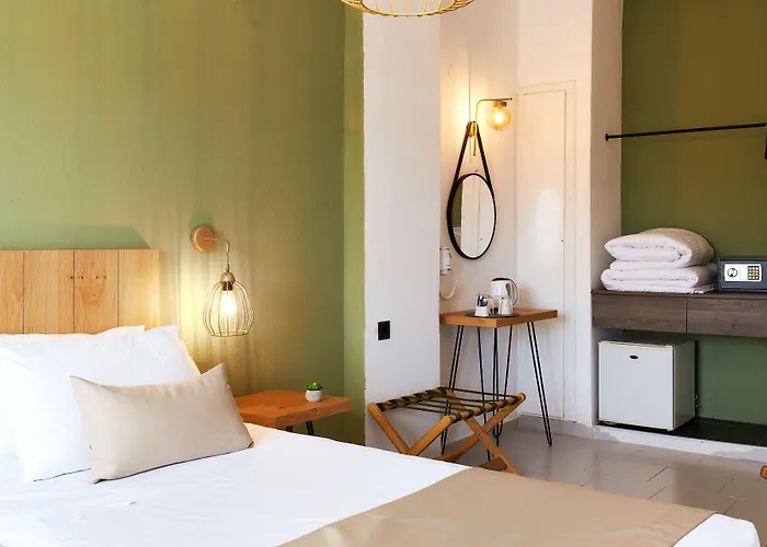 Charm Hotel, 2* Hersonissos (Crete)